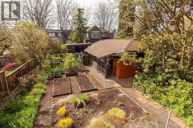 2950 W 31st Ave in Vancouver, BC - Building Photo - Building Photo