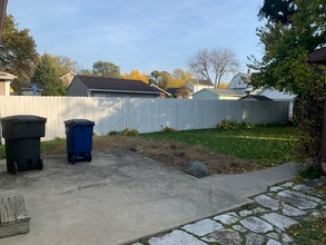 208 Leroy Ave in Bowling Green, OH - Building Photo - Building Photo