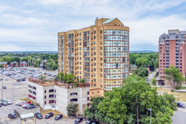 Chegoggin Co Op in Brampton, ON - Building Photo - Building Photo