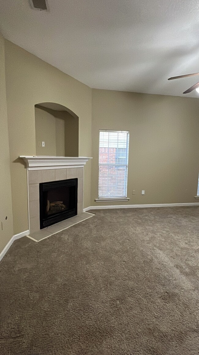 2777 Virginia Woods Pl in Arlington, TN - Foto de edificio - Building Photo