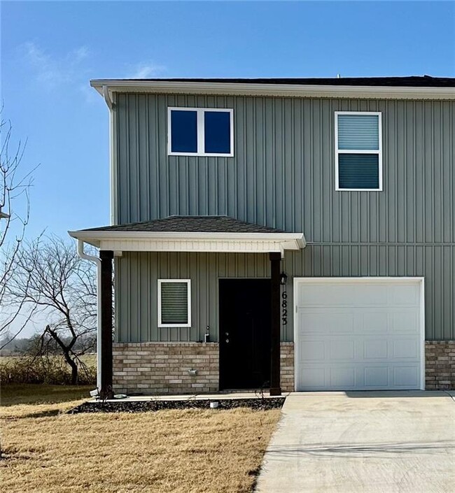 6823 Devotion St in Bentonville, AR - Building Photo - Building Photo