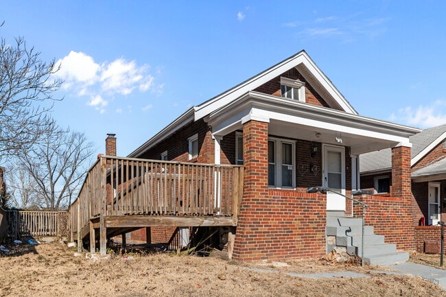 5451 Genevieve Ave in St. Louis, MO - Building Photo - Building Photo