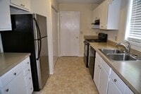 315 Oak Ridge photo'