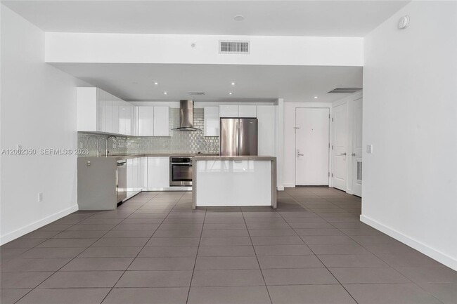 1600 NE 1st Ave, Unit 3019 in Miami, FL - Building Photo - Building Photo