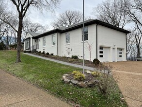 1243 Saxon Dr in Nashville, TN - Building Photo - Building Photo
