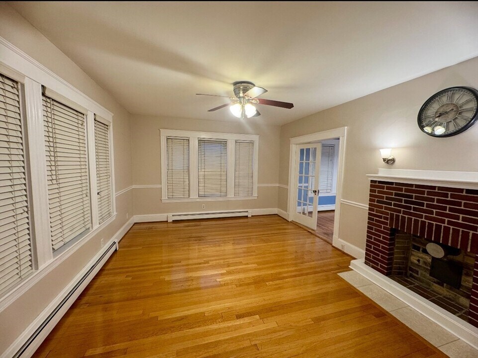 41 Cleveland Ave in Braintree, MA - Building Photo