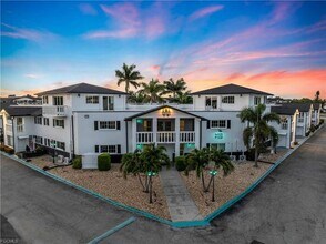 3704 Broadway in Ft. Myers, FL - Building Photo - Building Photo