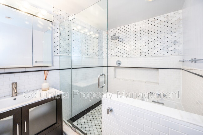 property at 1219 Q St NW