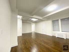 WEST 68 STREET in New York, NY - Building Photo