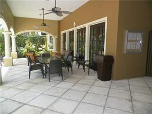 8880 Colonnades Ct W-Unit -412 in Bonita Springs, FL - Building Photo - Building Photo
