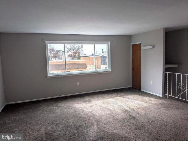 8034 Craig St in Philadelphia, PA - Building Photo - Building Photo