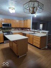 9114 Robey Meadows Ln in Indianapolis, IN - Building Photo - Building Photo