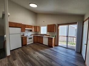 7815 Deschutes Dr in Pasco, WA - Building Photo - Building Photo
