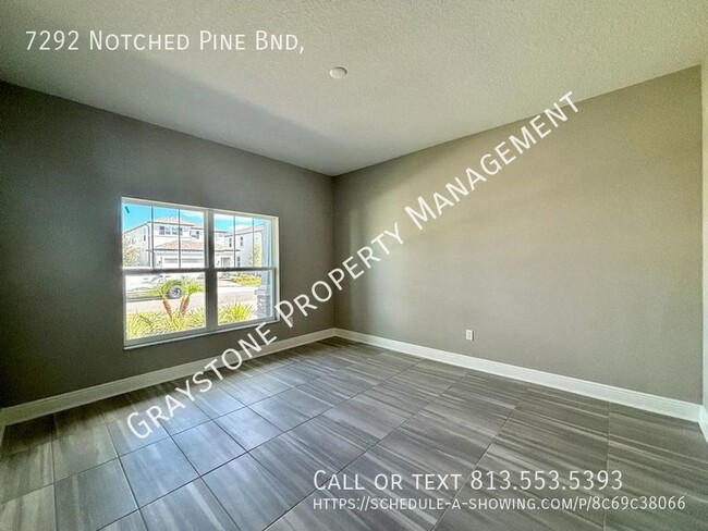 7292 Notched Pne Bnd in Wesley Chapel, FL - Building Photo - Building Photo