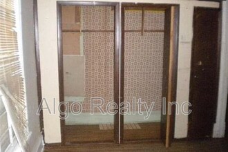 2647 Fremont Ave N in Minneapolis, MN - Foto de edificio - Building Photo