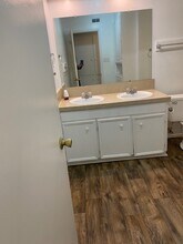2221 Lavern St in Arlington, TX - Building Photo - Building Photo