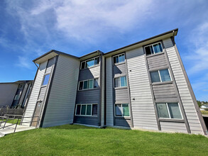 Chief Washakie Apartments in Evanston, WY - Foto de edificio - Building Photo