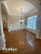 33 Roberson Dr in Cartersville, GA - Building Photo - Building Photo