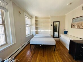 32 E Springfield St, Unit 3 in Boston, MA - Building Photo - Building Photo