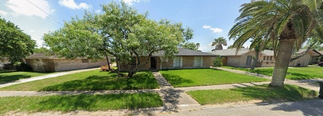 property at 1018 Pyramid Dr