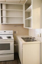 408 S Lasalle St-Unit -F in Navasota, TX - Building Photo - Building Photo