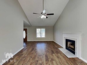 4021 Rockside Hills Dr in Raleigh, NC - Foto de edificio - Building Photo