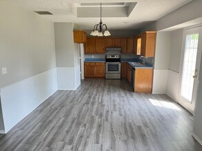 712 Rice St in Nixa, MO - Building Photo - Building Photo