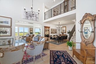 39 S Newport Dr in Napa, CA - Building Photo - Building Photo