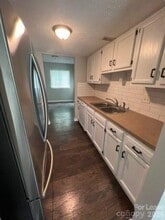 7618 Holly Grove Ct in Charlotte, NC - Building Photo - Building Photo