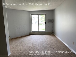 2406 Heseltine Rd in Regina, SK - Building Photo - Building Photo