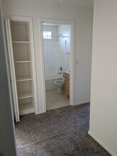 5989 Marius Dr in Klamath Falls, OR - Foto de edificio - Building Photo