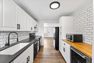 1100 Rosemary St in Denver, CO - Building Photo