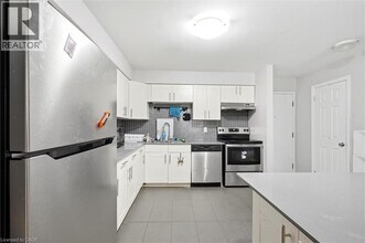 508 Quiet Pl in Waterloo, ON - Building Photo - Building Photo