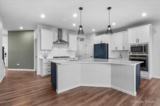 2236 Weatherbee Ln in Naperville, IL - Building Photo - Building Photo
