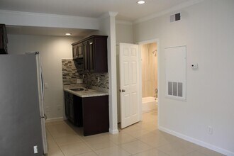 2101 Bernardo De Galvez Ave in Galveston, TX - Building Photo - Building Photo