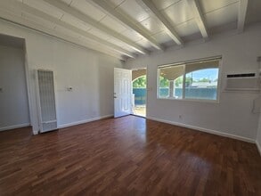 2824 Del Paso Blvd in Sacramento, CA - Building Photo - Building Photo