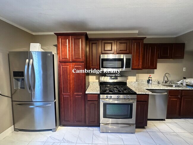 20 Linden St, Unit 1A