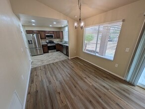 9729 Buckhorn Dr in Las Vegas, NV - Building Photo - Building Photo