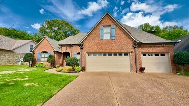 4792 White Pass Dr in Collierville, TN - Building Photo - Building Photo
