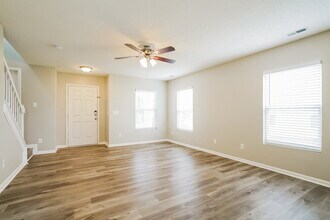 3752 Tryon Ridge Dr in Raleigh, NC - Foto de edificio - Building Photo