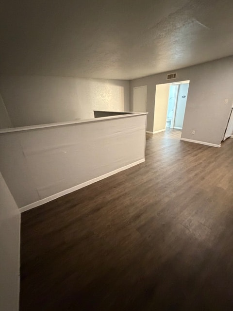 5220 Weber Rd in Corpus Christi, TX - Foto de edificio - Building Photo