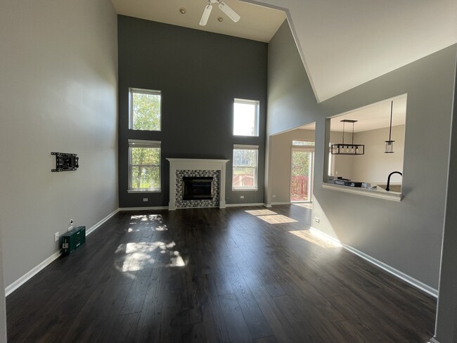 3007 Tangley Oaks Trail in Lisle, IL - Building Photo - Building Photo