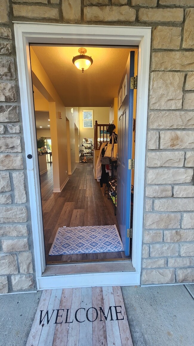 2497 Crestview Woods Dr in Newark, OH - Building Photo - Building Photo