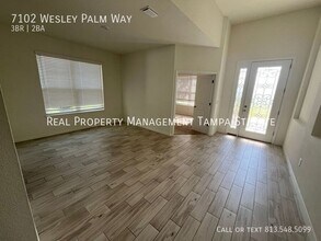 7102 Wesley Palm Wy in Zephyrhills, FL - Building Photo - Building Photo