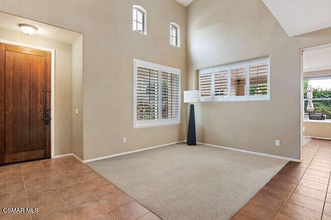 11805 Catania Ct in Moorpark, CA - Building Photo - Building Photo