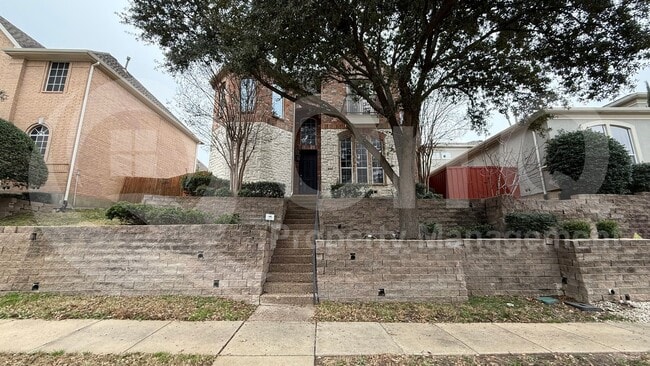property at 3604 University Park Ln
