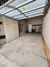 646 Iroquois Ave in Hamilton, ON - Building Photo - Building Photo