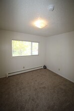 5006 Chess Dr in Anchorage, AK - Building Photo - Building Photo