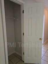 5227 Ridge Forest Dr in Stone Mountain, GA - Building Photo - Building Photo