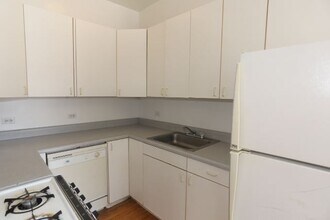 821 W Waveland Ave in Chicago, IL - Building Photo - Building Photo